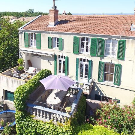 Maison De Maitre A Bram # Jacuzzi Dış mekan fotoğraf